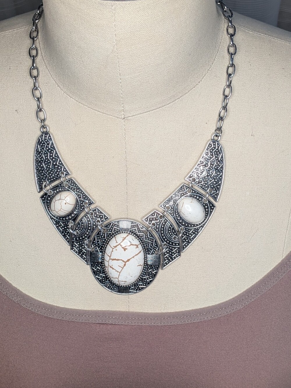 Western Silver White Howlite Necklace Earrings Set Southwestern Boho Jewelry